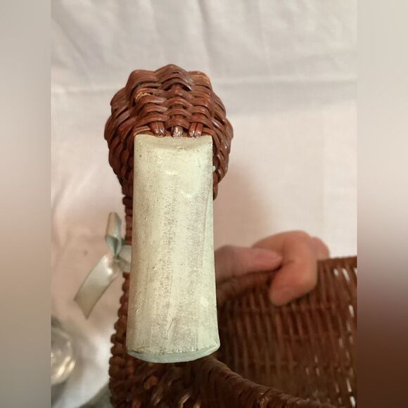 Bread Basket Vintage Brown Wicker Duck Centerpiece Farmhouse Decor Cottagecore - Picture 12 of 12